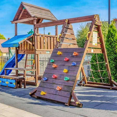 Проживание в семье Pauza